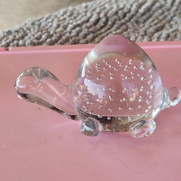 Vintage Turtle Glass Paperweight with Controlled Bubbles - Picture 1 of 4